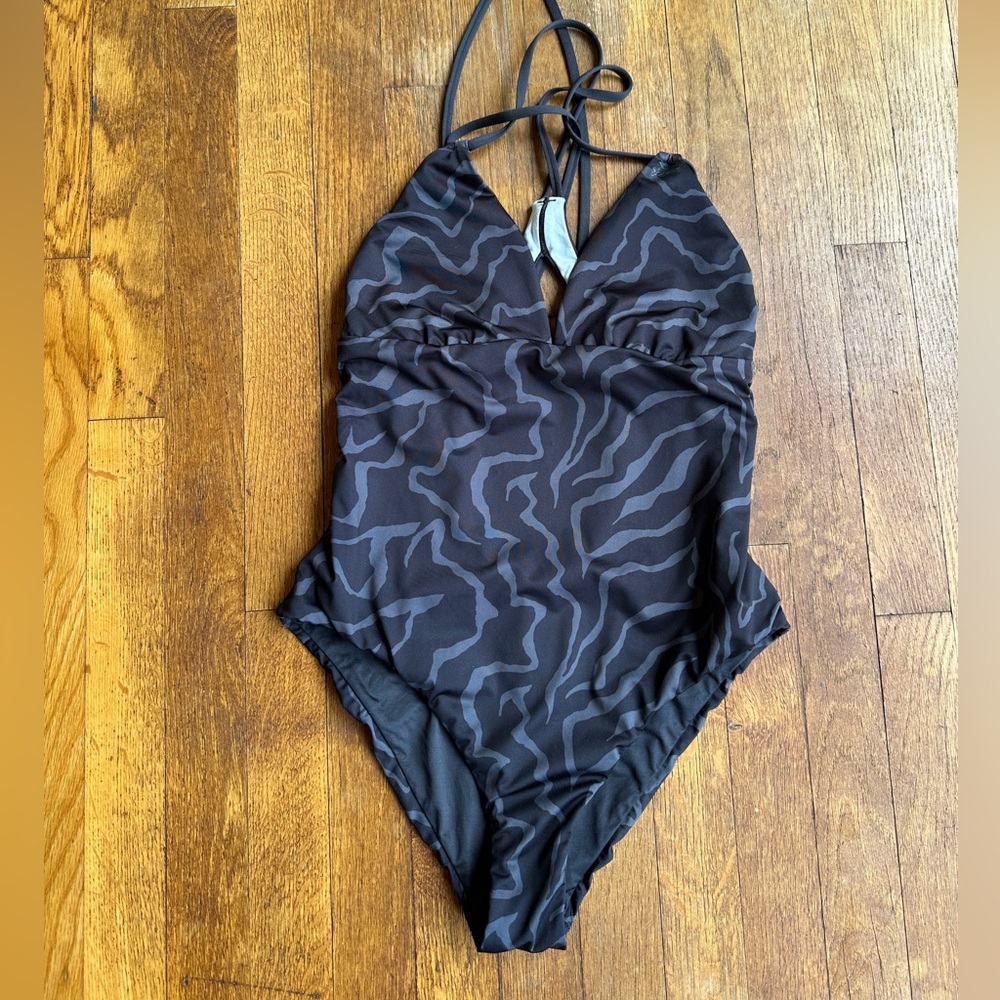 Patagonia one piece M